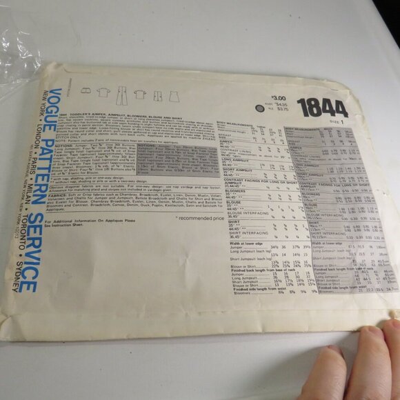 Vogue 1844 Clothing Pattern Toddler 1 Jumper, Bloomers, Blouse, Shirt, Jumpsuit - Picture 4 of 10